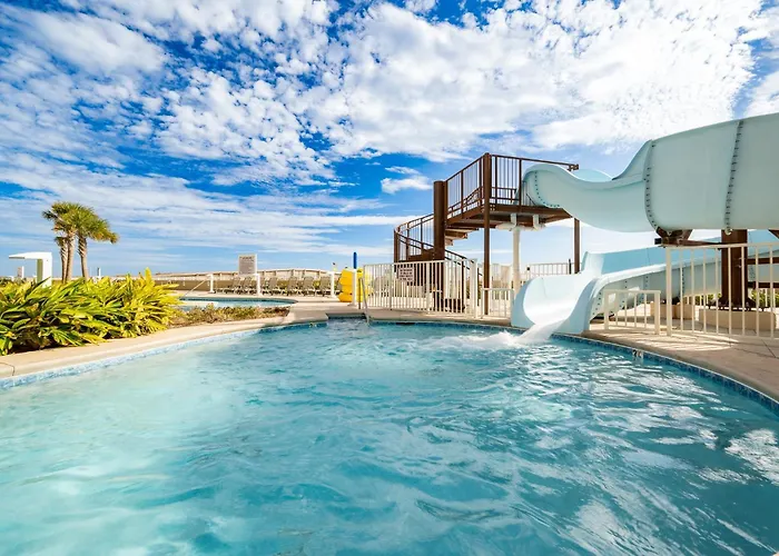 Phoenix Gulf Towers 1006 Apartment
